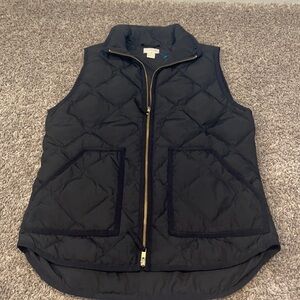 JCrew Quilted Black Puffer Vest EUC size XS
